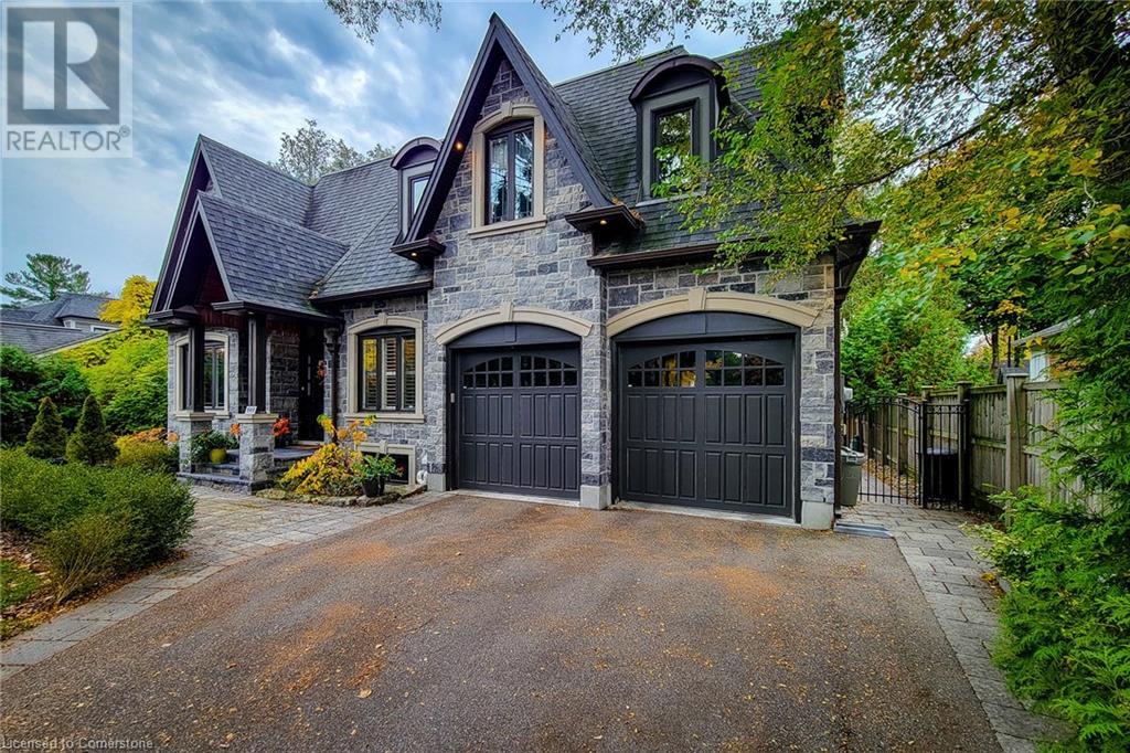 242 BURTON Road, Oakville, Ontario