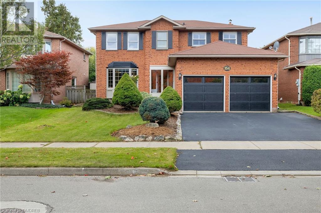 164 WARNER Drive, Oakville, Ontario